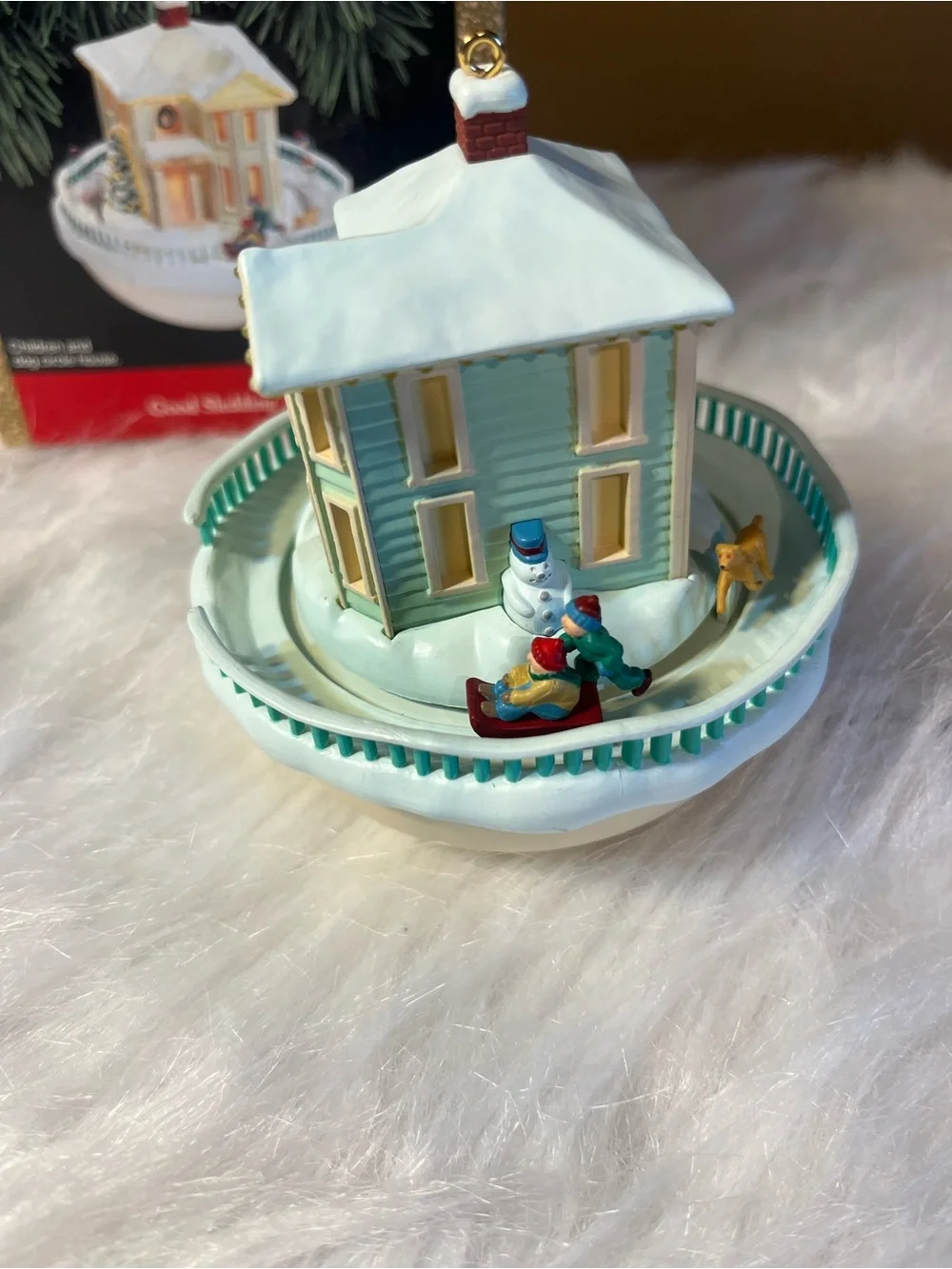 Hallmark 1992 Light and Sound Ornament “Good Sledding Ahead”